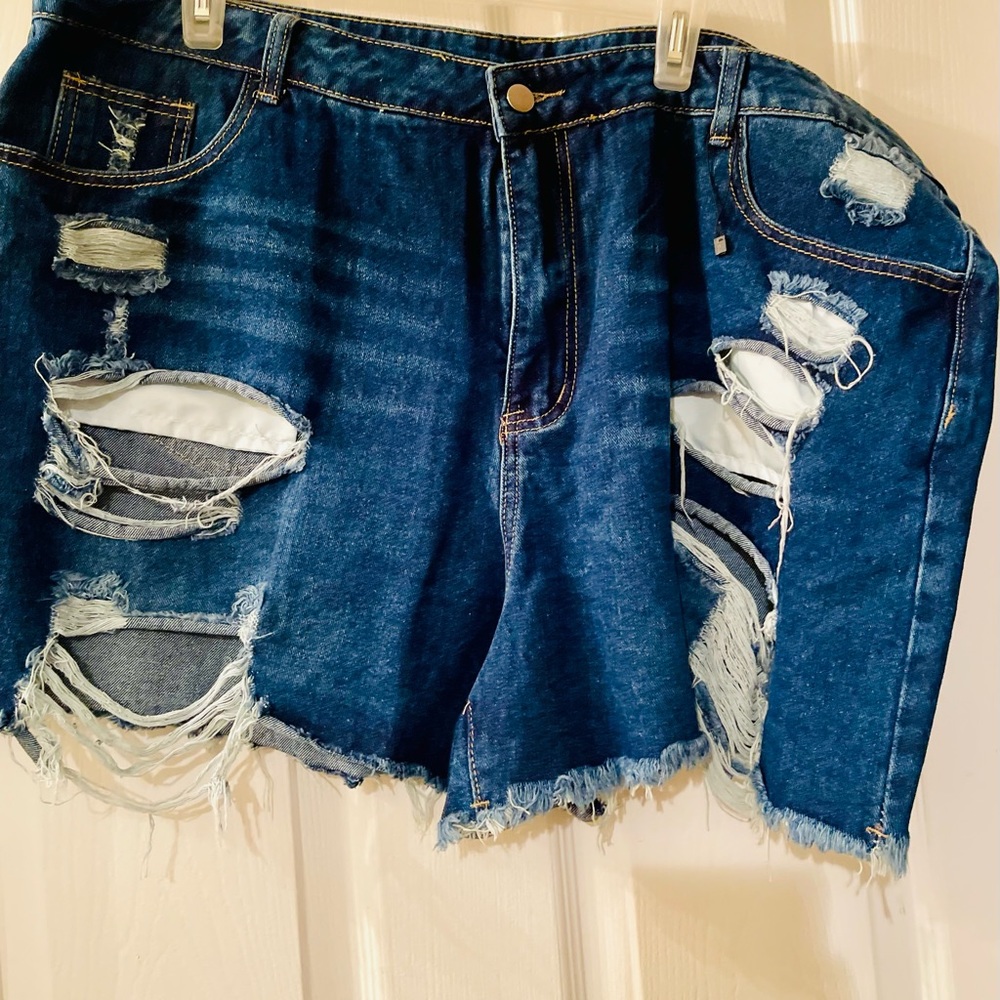 SHEIN curve size 4x shorts